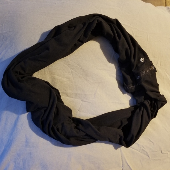 Lululemon vinyasa scarf - Picture 2 of 3